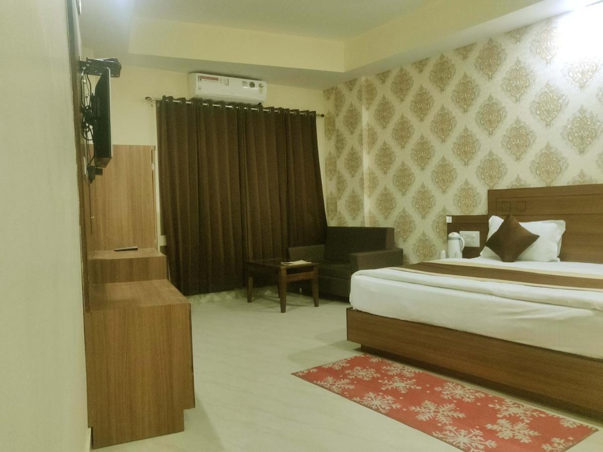 Hotel The Vaishno Devi Hills Katra  Exterior foto