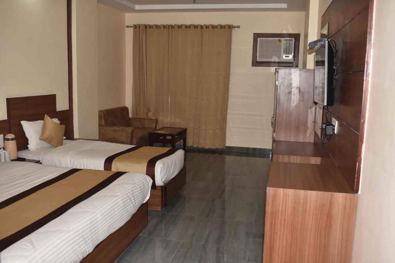 Hotel The Vaishno Devi Hills Katra  Exterior foto